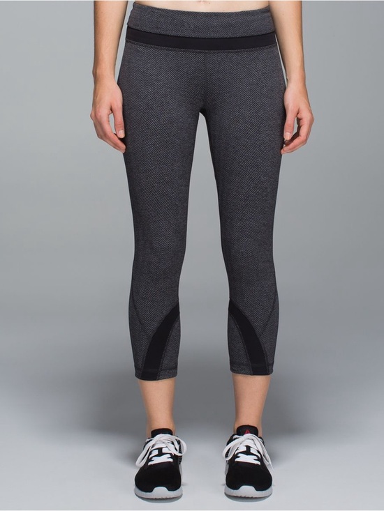 lululemon athletica Pants - Lululemon Run: Inspire Crop II *All Luxtreme Size 4 grey